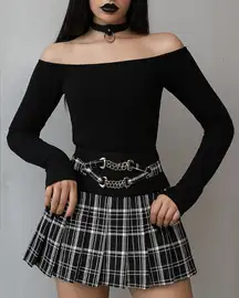 Tripp NYC Pkeated Plaid Chain Mini Skirt. small