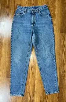 Super Cool Vintage 1980s/90s Lee High Rise Tapered Leg Mom Jeans!