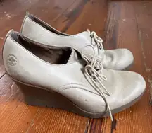 Dr. Marten's Mimi Taupe Wedge Platform Lace Up Boot Heel Shoes EU 41 US 9