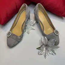 Talbots Gray Suede Block Heel Pumps Pearl Embellishment Women's Dress Shoes 7M