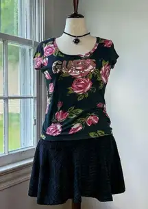 Guess Floral Baby Doll Tee Cotton Tshirt Sequins Roses Size Medium Y2K