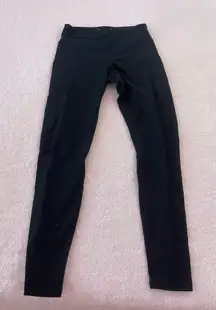 Forever 21 Leggings Black with Mesh Pockets