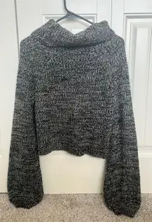 Cropped Lantern Sleeve Sweater