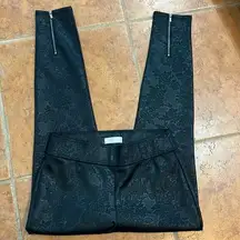 Abercrombie & Fitch floral embossed legging size M