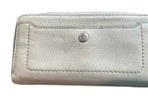 Marc Jacobs Silver Leather Zip-Around‎ Wallet Unisex