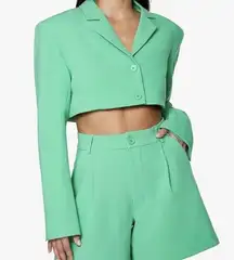 Danielle Bernstein Green cropped Blazer