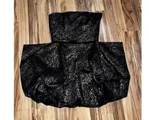 Rachel Zoe Strapless Black and Gold Metallic Bubble Hem Pleated Mini Dress Sz 2