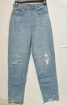 Uniqlo Women's Light Blue Distressed Jeans size‎ 11