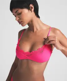 Skims fits everyone scoop bralette Neon Rose NWOT size XS