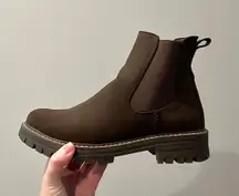 Cliff White Mountain Brown Boots