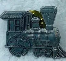 1998 HMK Train 25th Anniversary Tie Tack Pin Pewter Silver Color Steam Engine