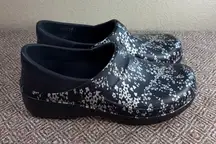 Crocs Clog Women’s Sz 11 Neria Pro II Clog Work Slip On SR Shoes Nursing