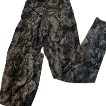 Aerie Black and Gray Leggings for Effortless Style