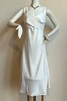 Wedding dress elegant simple classic women’s medium flattering classic style