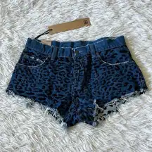 Ksubi albuquerqe cut off crowded house shorts leopard blue size 26