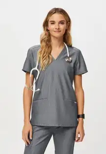 FIGS  Casma Three-Pocket Scrub Top in Graphite Grey