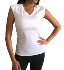 ✨ALO White CoolFit V-Neck Yoga Tank✨