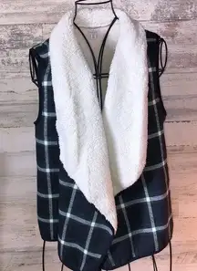 MudPie flannel green and blue print fleece Vest size One Size flannel print vest