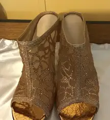 Golden glamour Sandals for glitter with stiletto tulle Mules