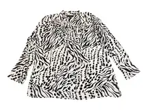 IMNYC Isaac Mizrahi Size Medium Women Blouse White Black Animal Print Careerwear