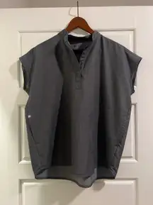 Rafaela Scrub Top, Graphite