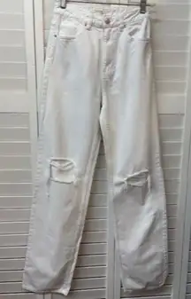 PacSun 90S Boyfriend White Distressed Denim Jeans Size 26 With Ripped Knees