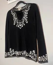 Neiman Marcus Embroidered Sweater Blouse Top Black White Silk Cotton Size Small