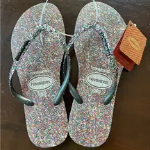 NWT Havaiana’s Women's Slim Carnaval Flip-Flops, Black Multicolor Glitter, 6