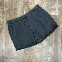 Bella Dahl Grey Frayed Hem Short