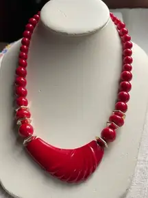 Vintage 80’s bold red beaded necklace.