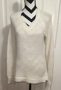 Prana Women's V-Neck Cream Sweater