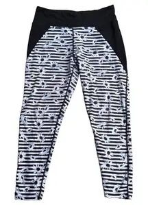 Betsey Johnson Performance Black/White Floral Striped Capri Leggings Size‎ Large