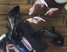 Vintage Y2K BCBG Leather Snakeskin Heels in Black | Size 7