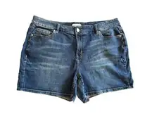 Lane Bryant Shorts Girlfriend Denim MidRise Flex Magic Waistband 5”Inseam Size18