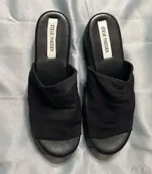 Steve Madden platform slides size 9 Black