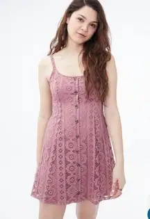 Aeropostale Size Small Dusty Pink Lace Dress