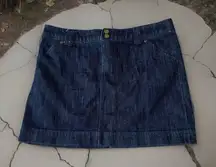 LILY PULITZER Indigo Denim Skirt Size 32  Palm Beach Fit
