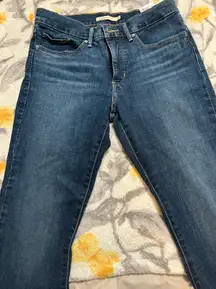 314 Shaping Straight Jeans