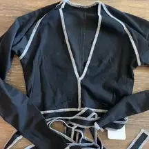 Contrast Overlook LS TOP