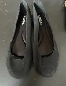 Soda Black Flats in 6 NWOB
