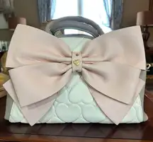 Johnson Bow Betsey Purse
