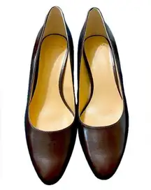 Cole Haan ❤️ Classic & Comfortable Leather Pumps, Chestnut 2 1/2” Heel, SZ 8B