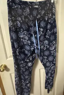 Croft & Barrow Women's Blue Floral Lounge Pants. NWOT