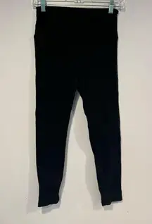 Victoria’s Secret black ribbed leggings