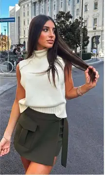 NWT Zara Belted Cargo Skort Shorts Size Small