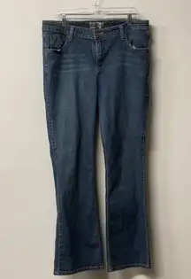 Levi’s Signature Low Rise Boot Cut Jeans Denim Medium Wash size 16 Long Western