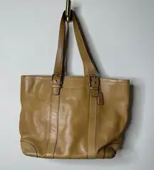 Coach Vintage  Hampton Large Leather Carryall Tote Bag Purse Camel Tan