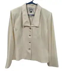Le Suit Cream Blazer/Skirt Suit Set Size 16 NWT