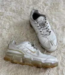 Nike Air VaporMax 2019 Women's Running Shoes White Gold CK9670-100‎ Size US 8