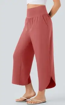 NWT HALARA SoCinched High Waisted Pants in Kapok Red Size Small